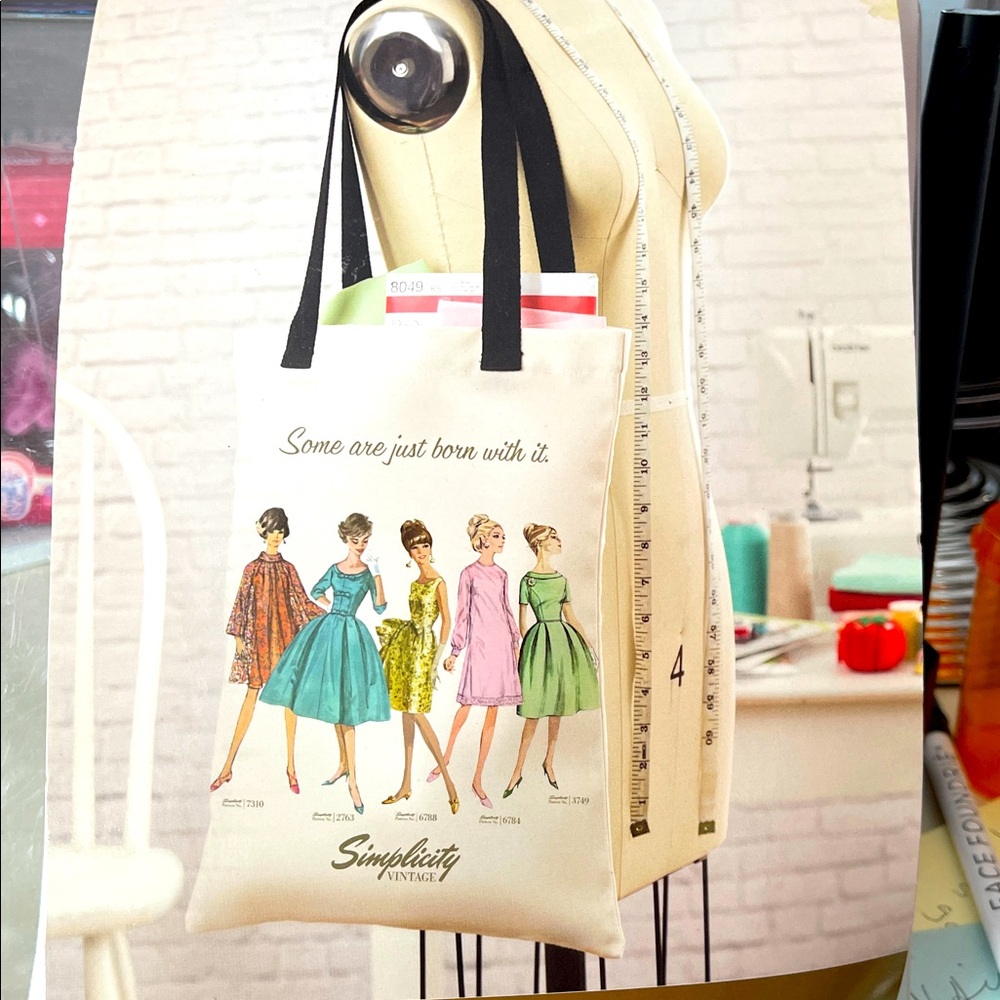 Simplicity Vintage Tote Bag - new in package (13” x 17”)